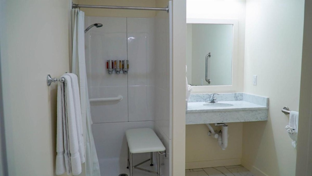Circle Hotel Fairfield Image 6